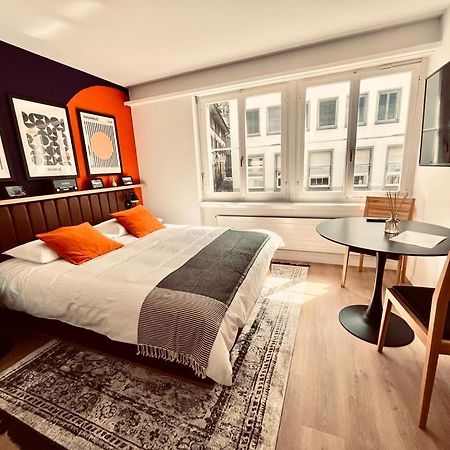Cozy Studio Apartment Unit 11 In Center Of زيورخ المظهر الخارجي الصورة