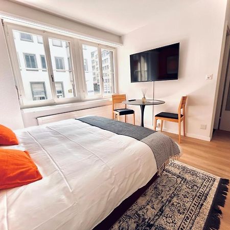 Cozy Studio Apartment Unit 11 In Center Of زيورخ المظهر الخارجي الصورة