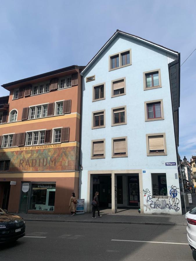 Cozy Studio Apartment Unit 11 In Center Of زيورخ المظهر الخارجي الصورة
